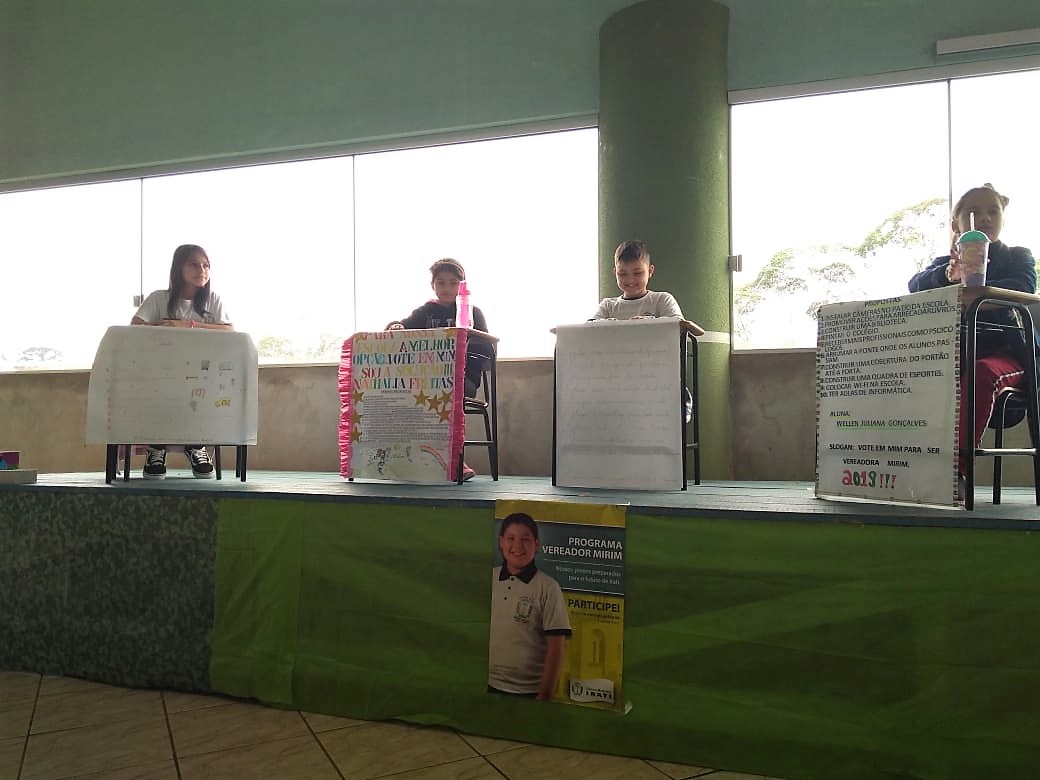 Câmara Mirim - Candidatos da Escola Matilde Araújo Nascimento debatem propostas