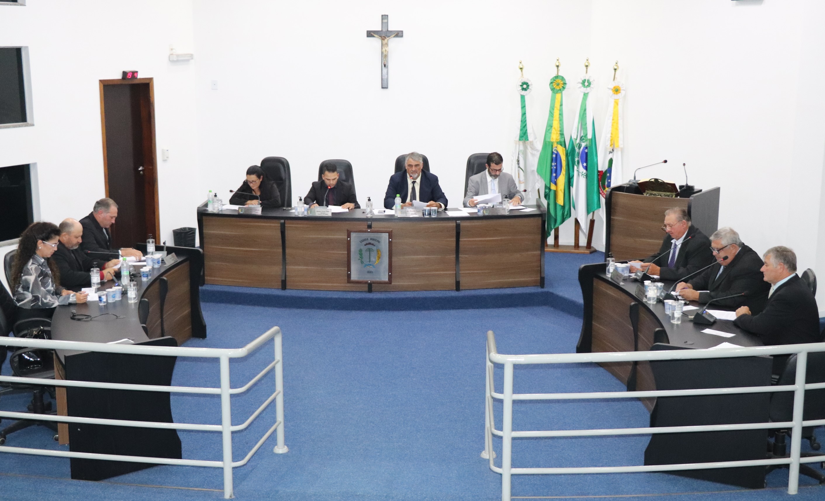 Câmara requer informações sobre atendimentos nas UBS, Canil Municipal e obras do Condomínio do Idoso 