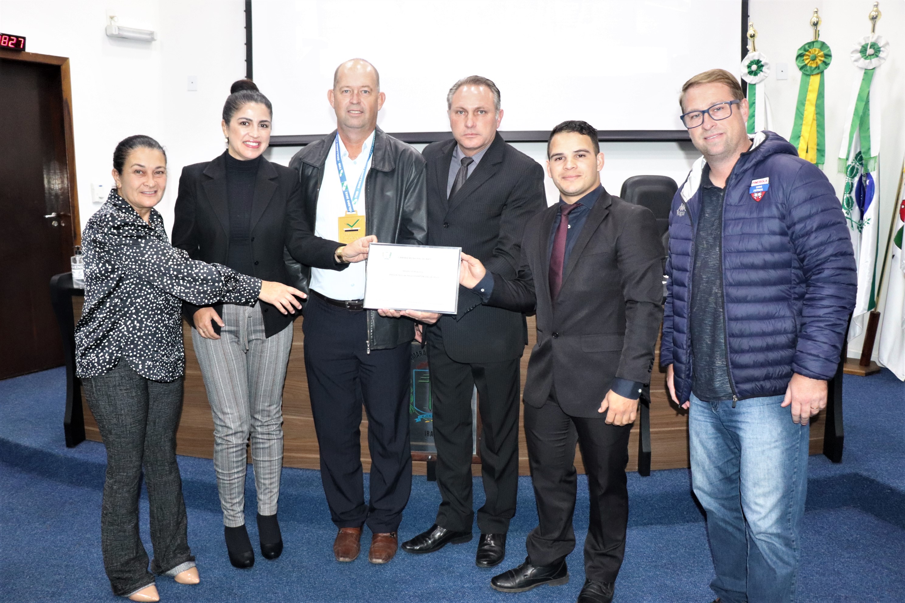 Câmara homenageia Atleta de Tênis de Mesa Cleverton Leal de Jesus