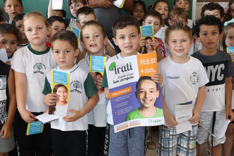 Oi Crianças essa - Escola Municipal Pérsio Pereira Pinto