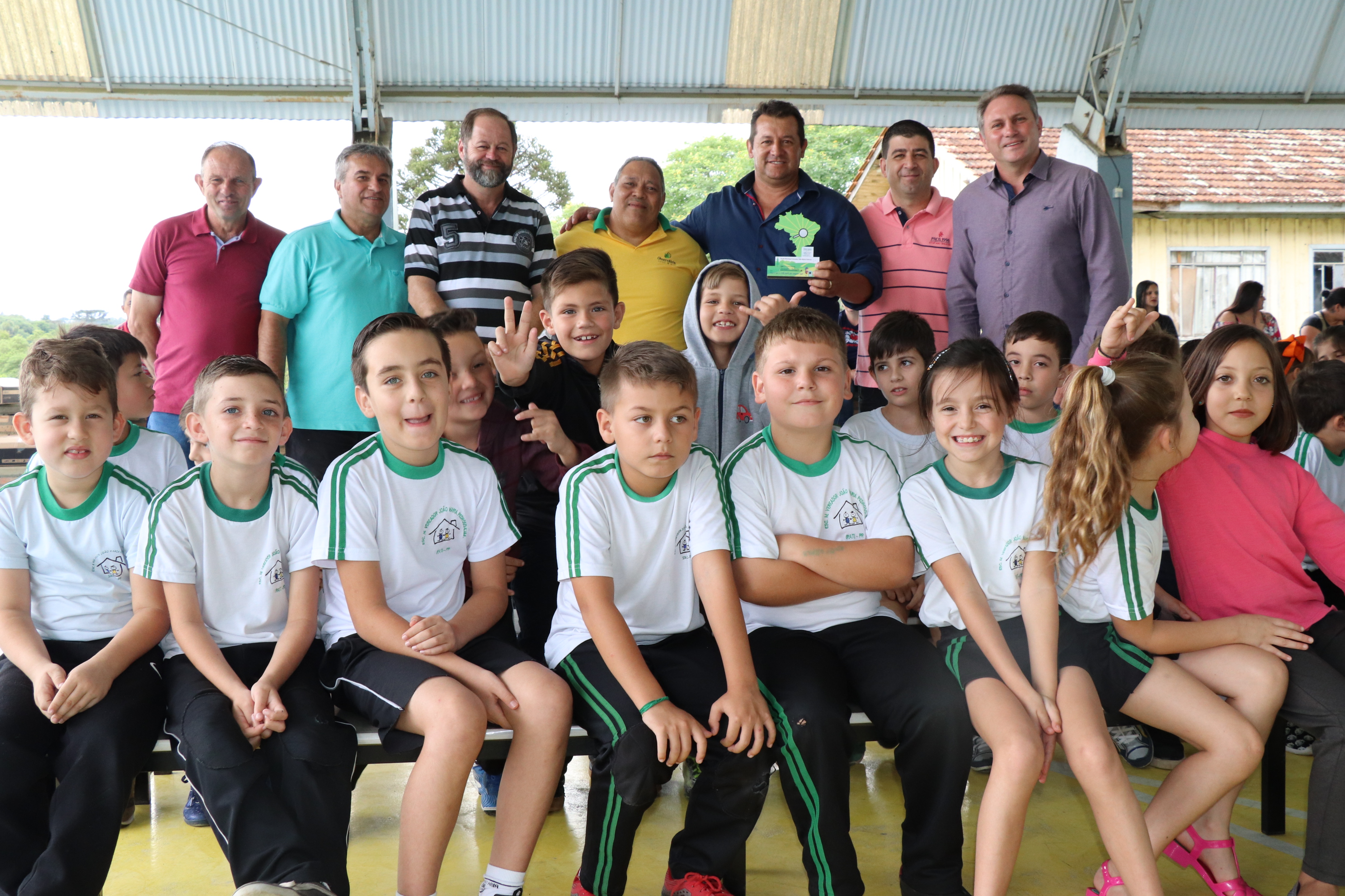 Vereadores participam de premiações do 11º Concurso de Desenho e Redação promovido pelo OSB e CGU